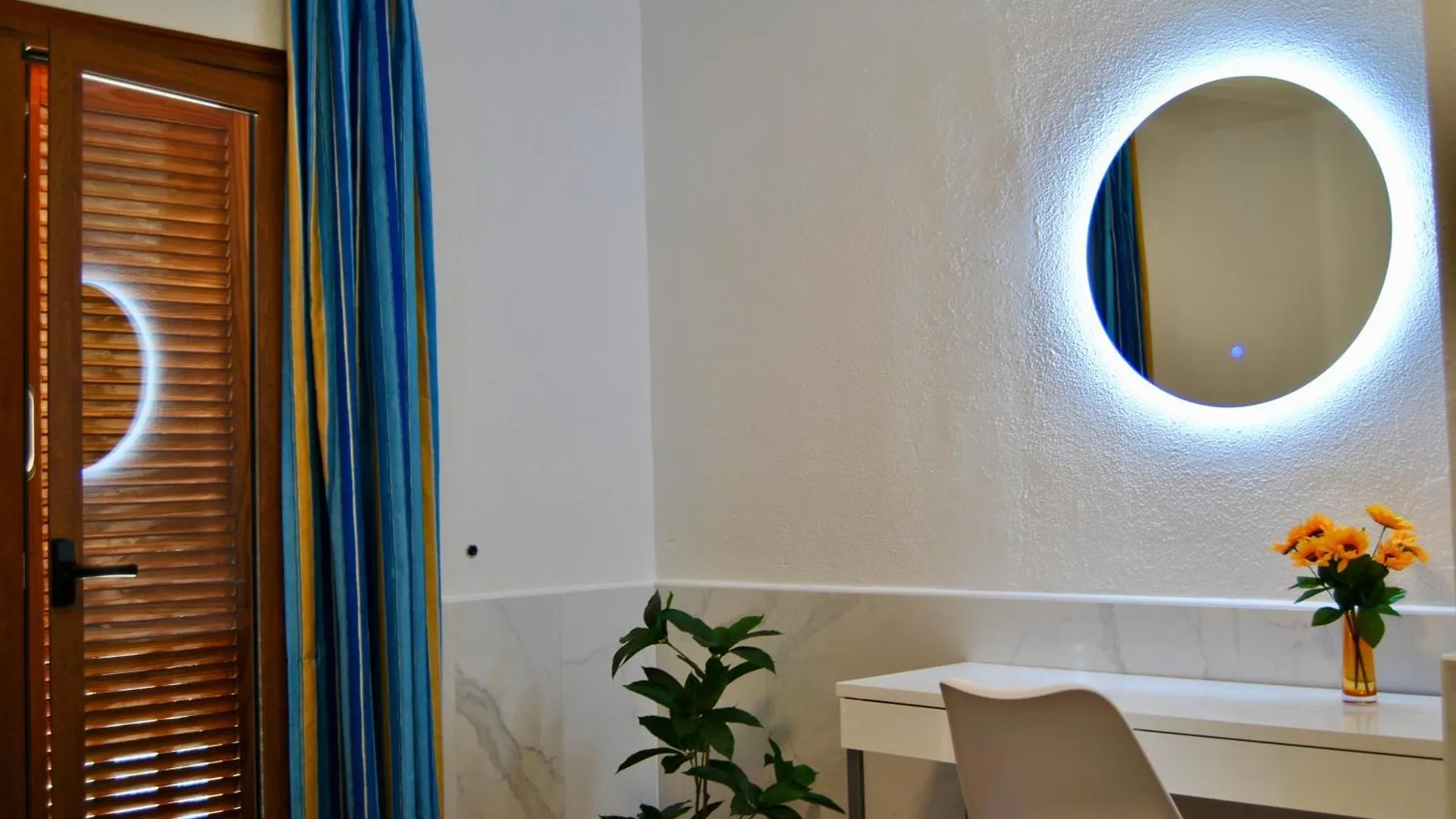 Bungalow Montecarlo 35 And 45 First Row With Air Conditioning&Wi-Fi And Sound Insulation Puerto Rico
