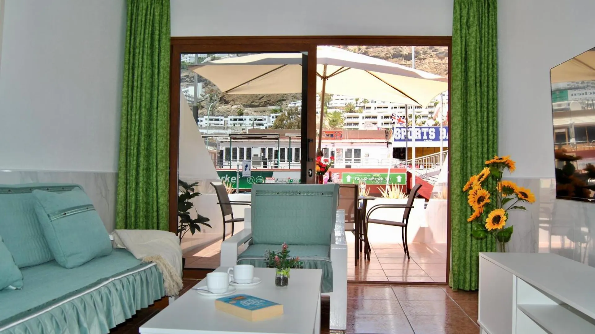 Apartment Bungalow Montecarlo 35 And 45 First Row With Air Conditioning&Wi-Fi And Sound Insulation Puerto Rico